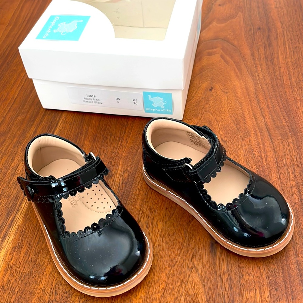 NEW WITH BOX!! Elephantito Mary Jane Black Toddler US size 5